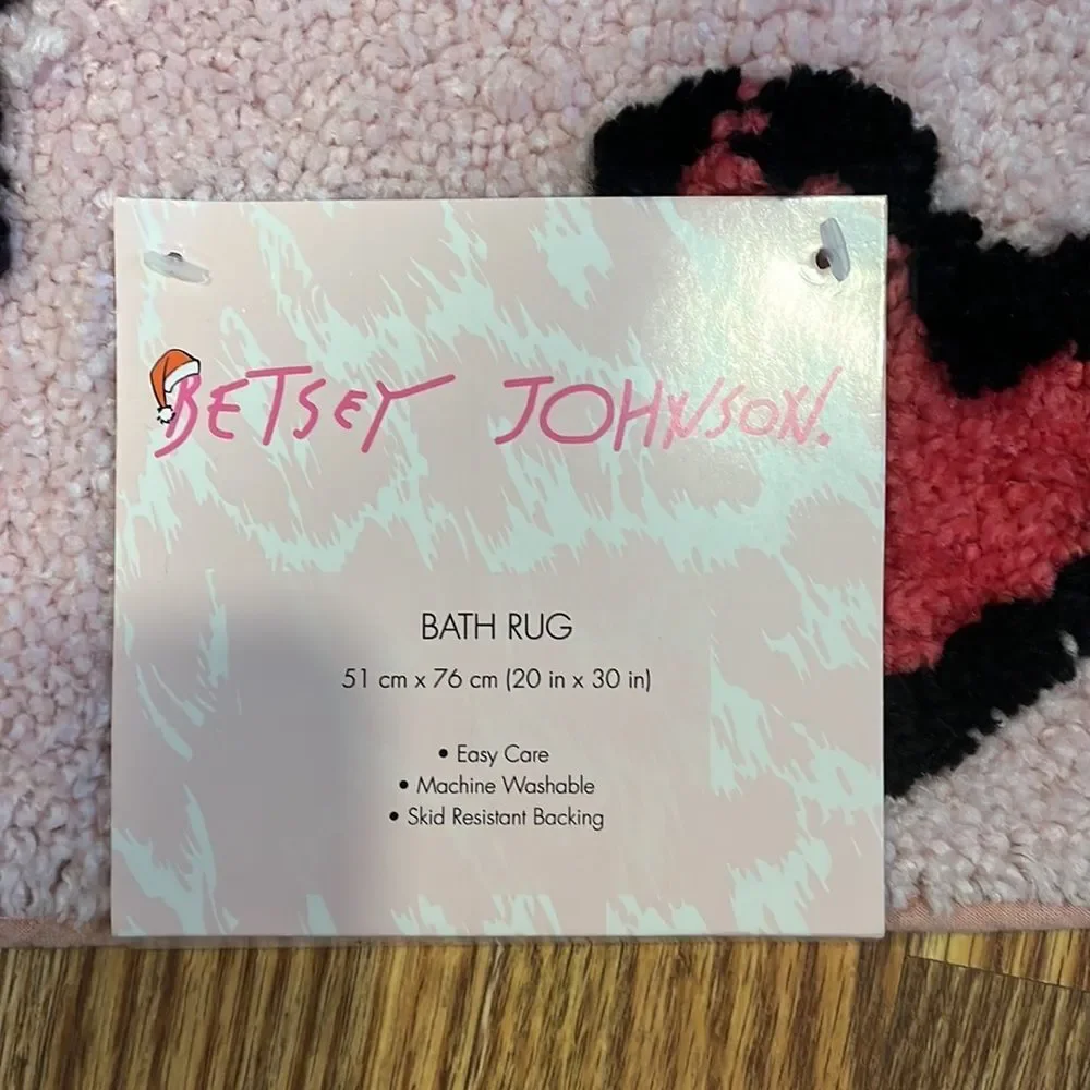 NWT Betsey Johnson Christmas bath rug